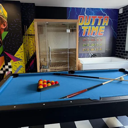 Appartement Capsule Retour Vers Le Futur Maubeuge