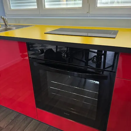 Capsule Retour Vers Le Futur Apartment Maubeuge