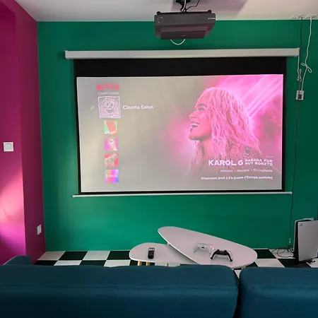 Appartement Capsule Retour Vers Le Futur